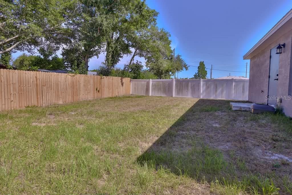 1013 13th St E Property Photo 35