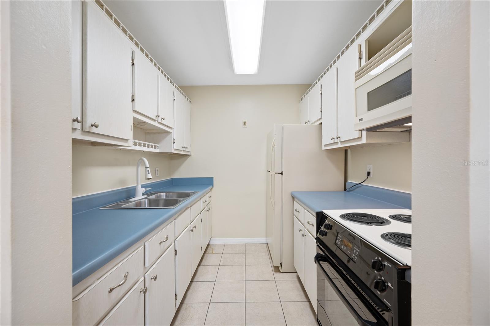 8075 112 St #104 Property Photo 12