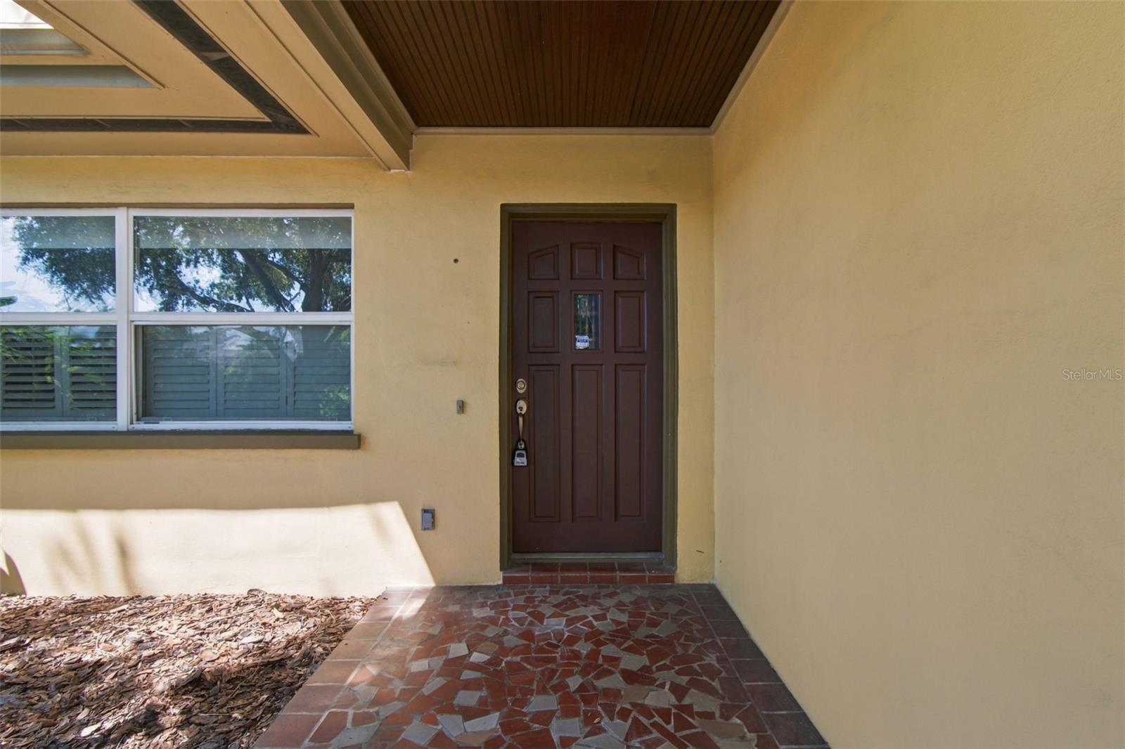 1612 San Charles Dr Property Photo 3