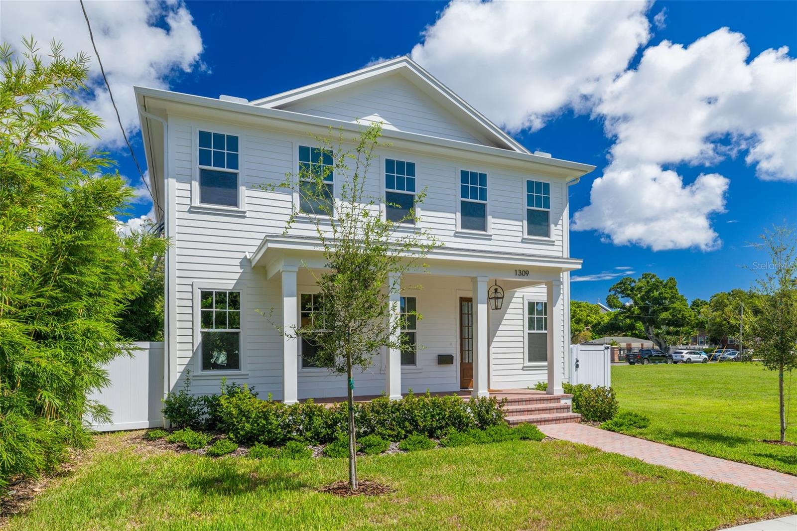 1309 17th Ave N Property Photo 4