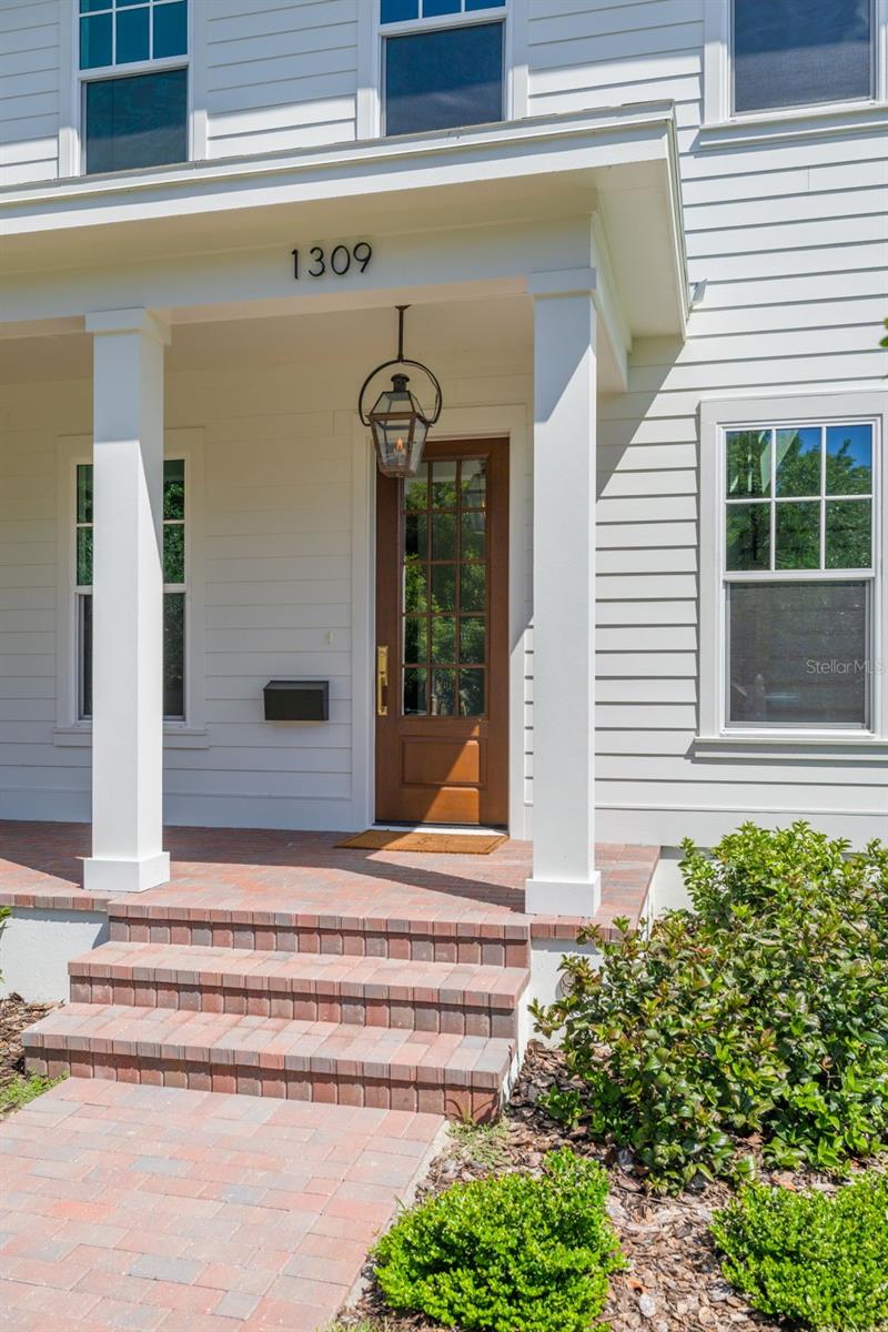 1309 17th Ave N Property Photo 5