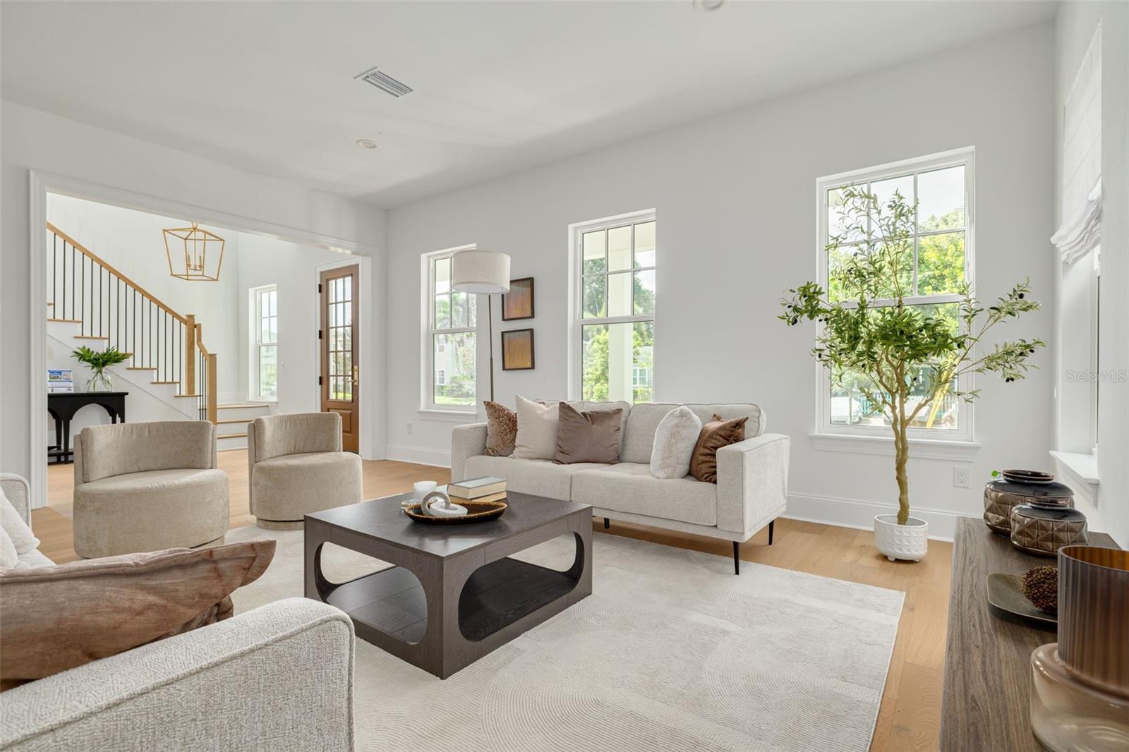 1309 17th Ave N Property Photo 8