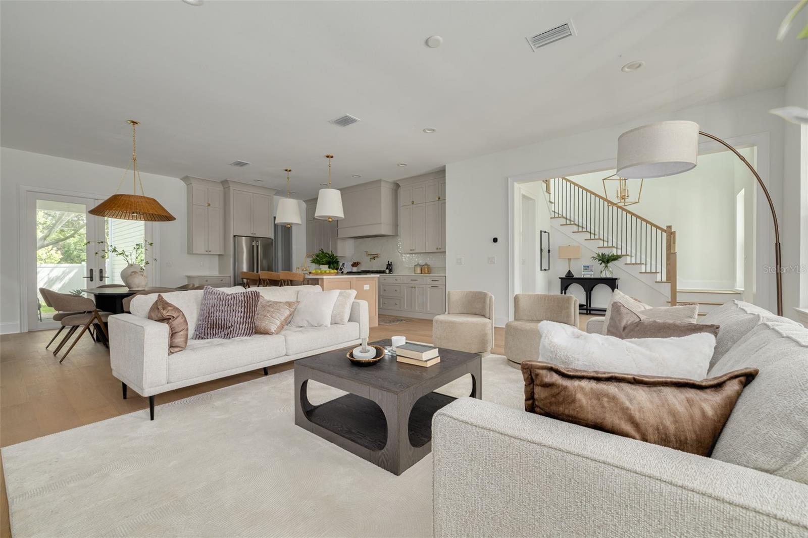 1309 17th Ave N Property Photo 9