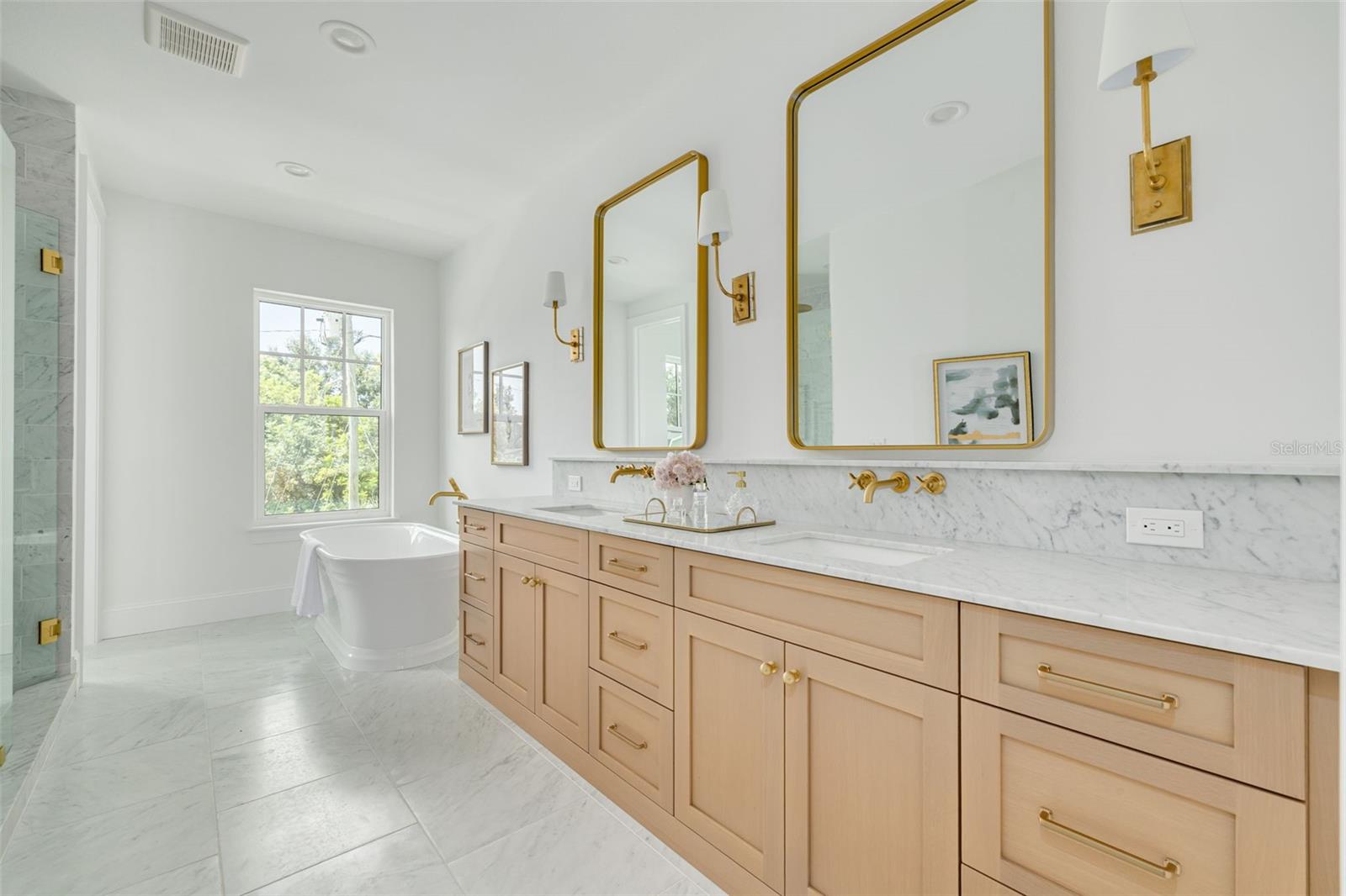 1309 17th Ave N Property Photo 23