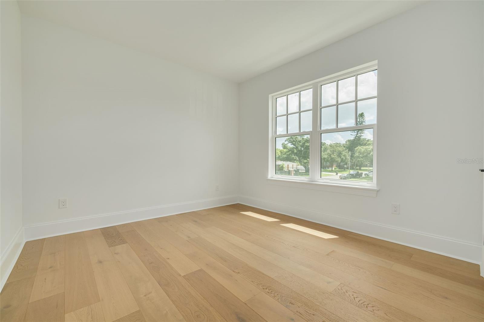 1309 17th Ave N Property Photo 25