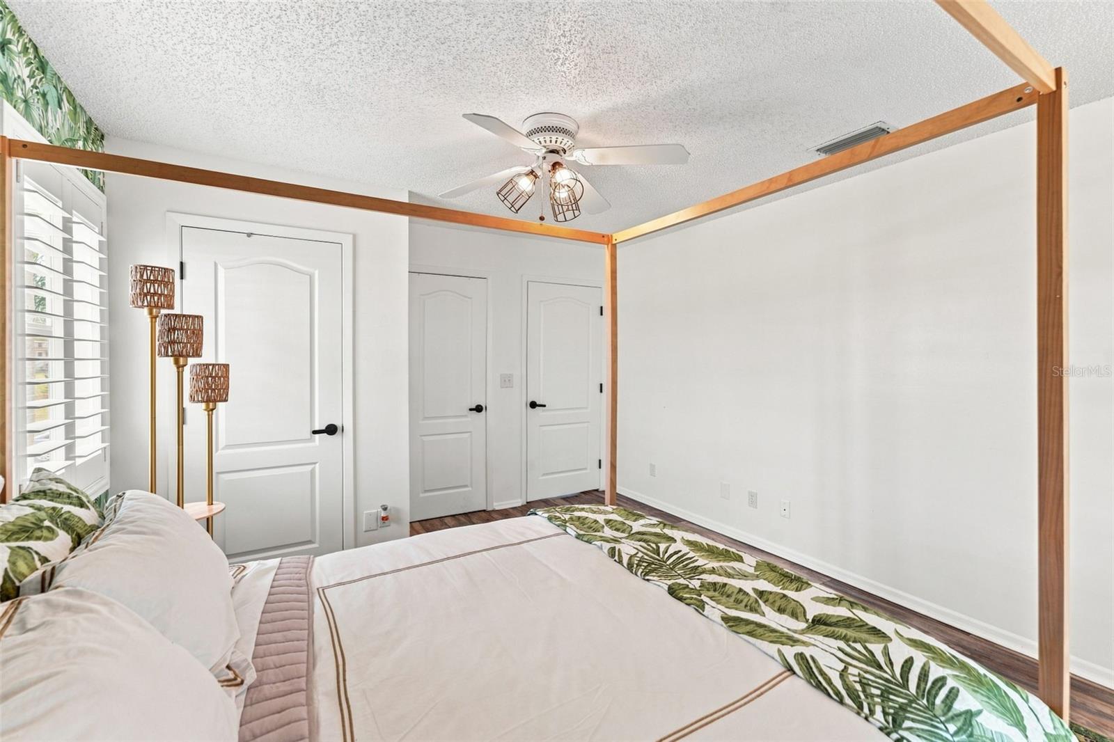 4017 Triggerfish Dr Property Photo 18