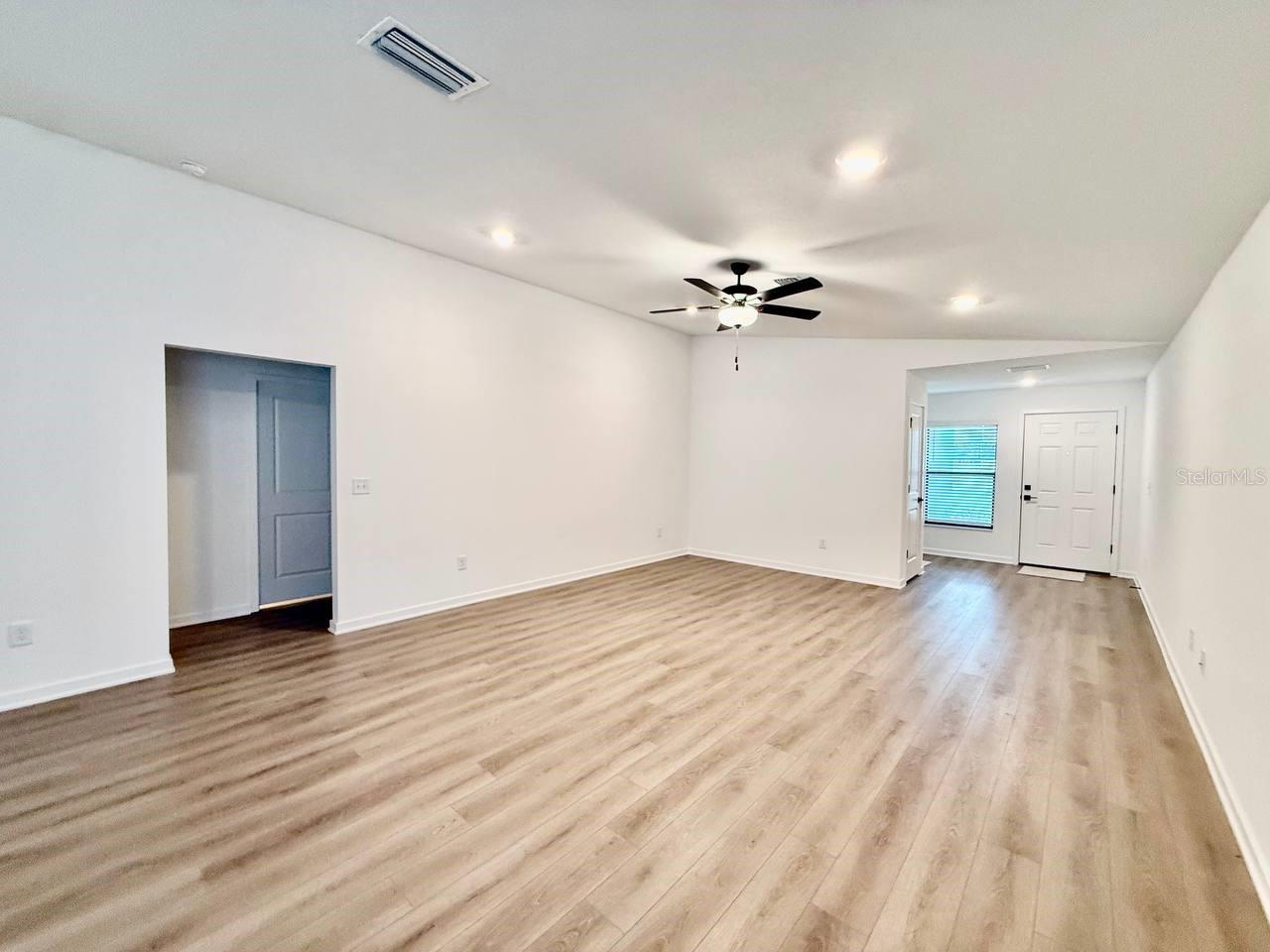 5745 Helmsman Ct Property Photo 8