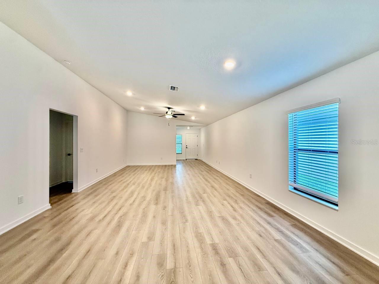 5745 Helmsman Ct Property Photo 10