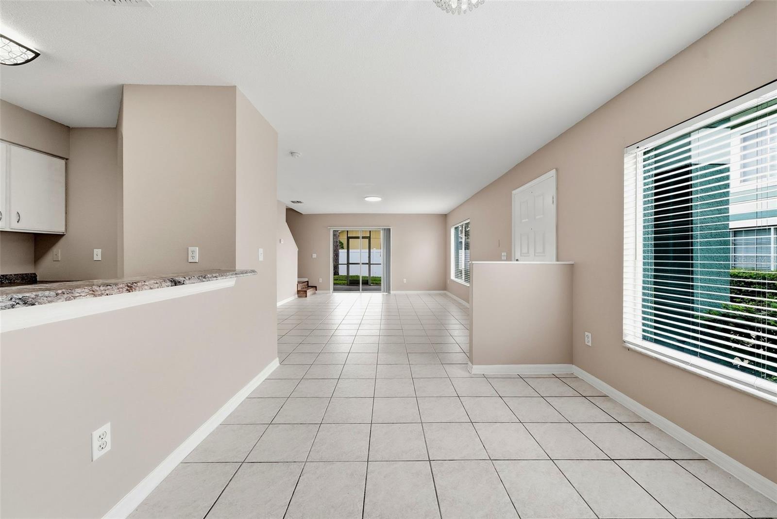 2039 Fluorshire Dr Property Photo 6