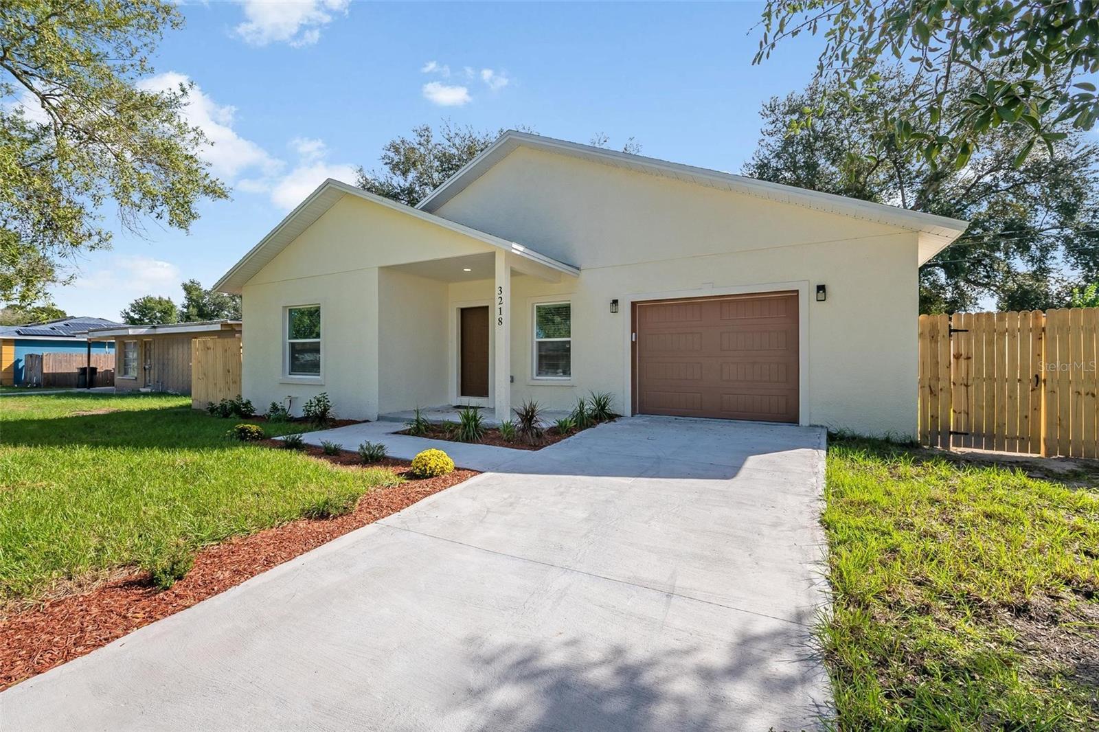 3218 Delray Dr Property Photo