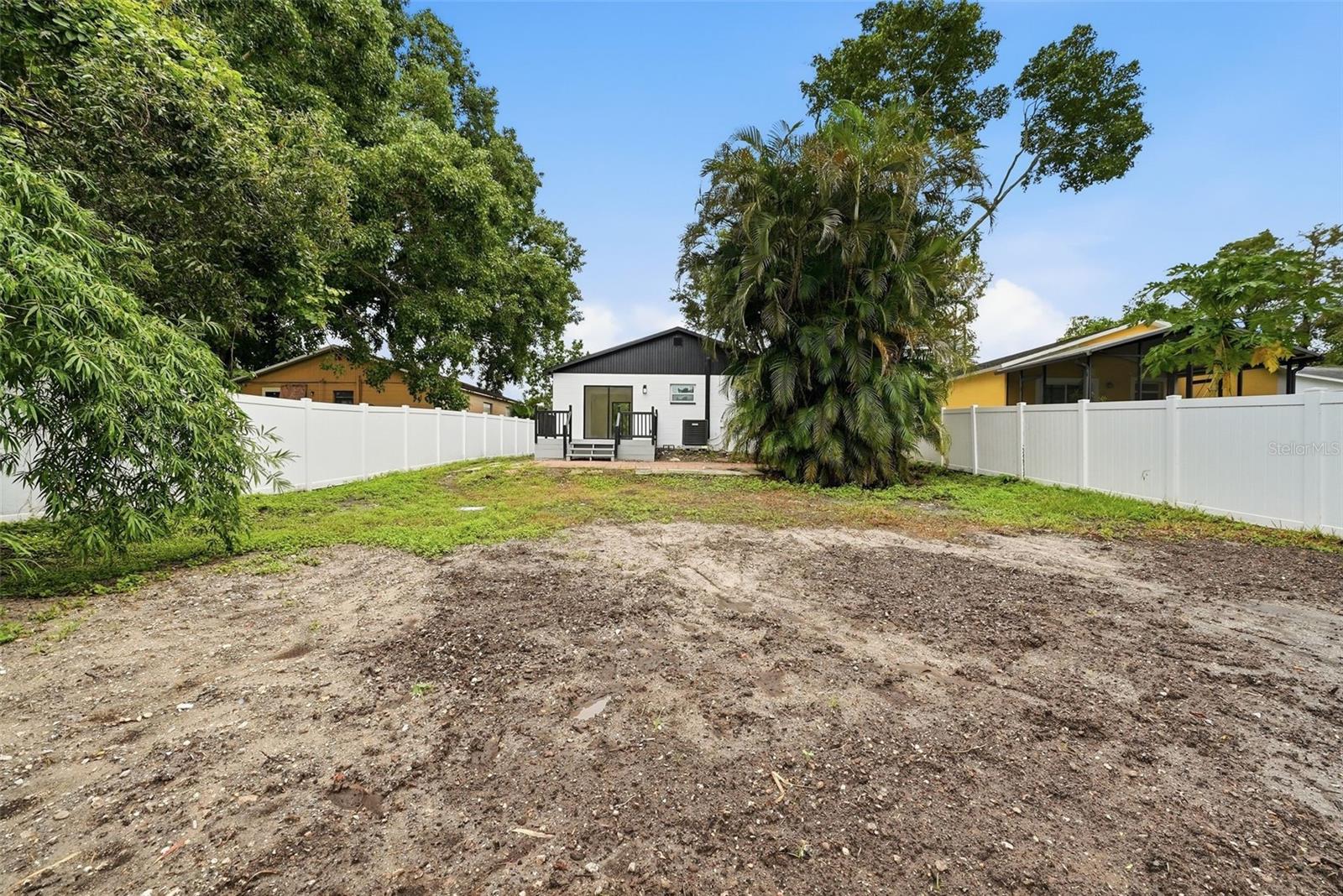 2921 57 Ave N Property Photo 44