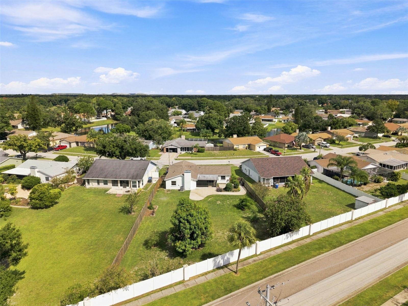 11219 Fiddlewood Dr Property Photo 42