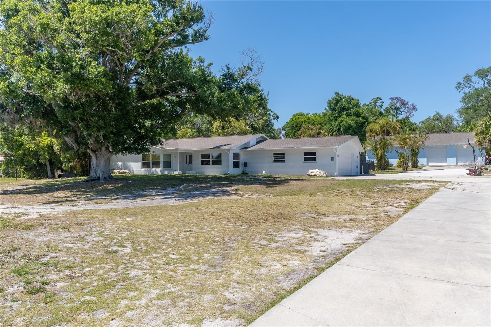 12705 Park Blvd Property Photo