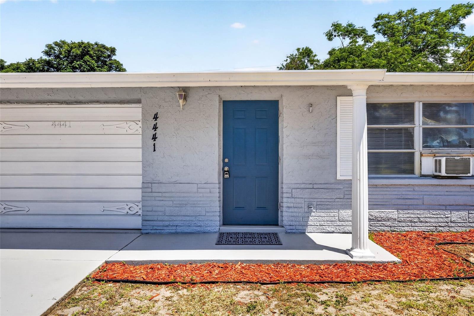 4441 Terry Loop Property Photo 4