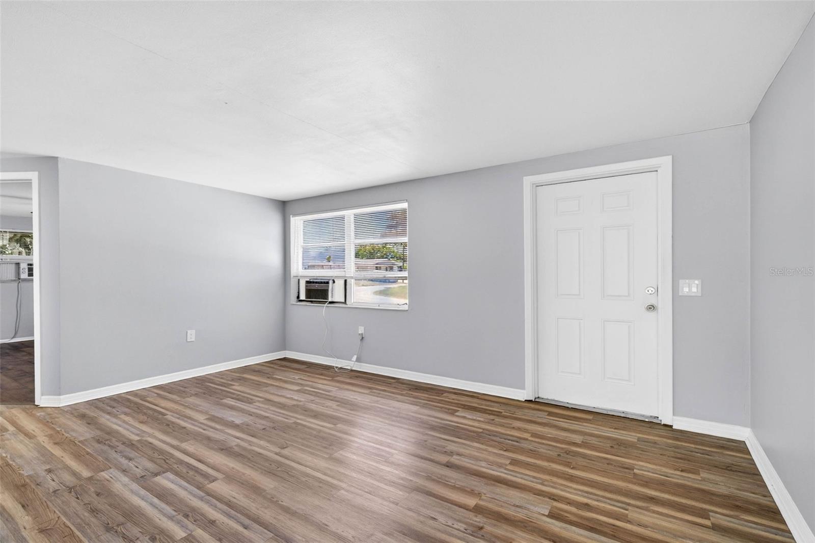 4441 Terry Loop Property Photo 10
