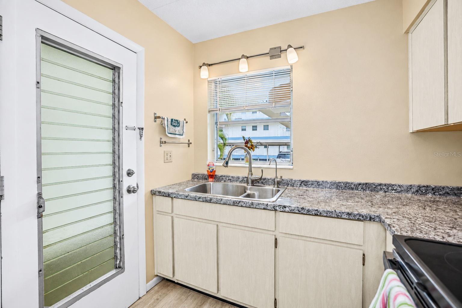 2950 W Bay Dr #a5 Property Photo 12