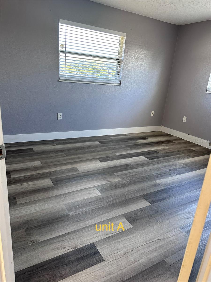 11316 Walsingham Rd Property Photo 4