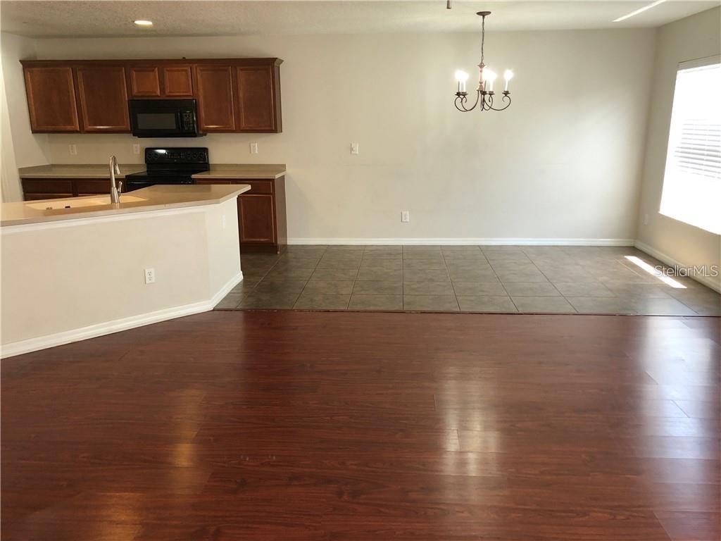 5116 Cello Wood Ln Property Photo 7