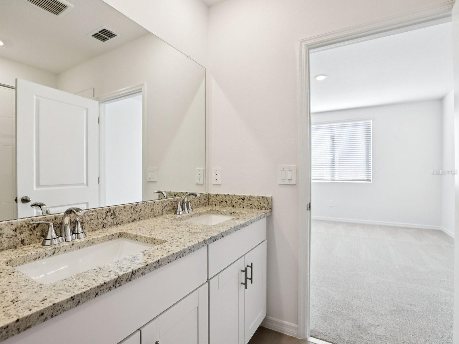 3910 Teak Ln Property Photo 9