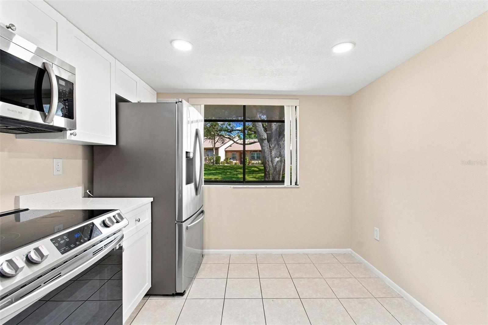 11231 Dollar Lake Dr #4 Property Photo 5