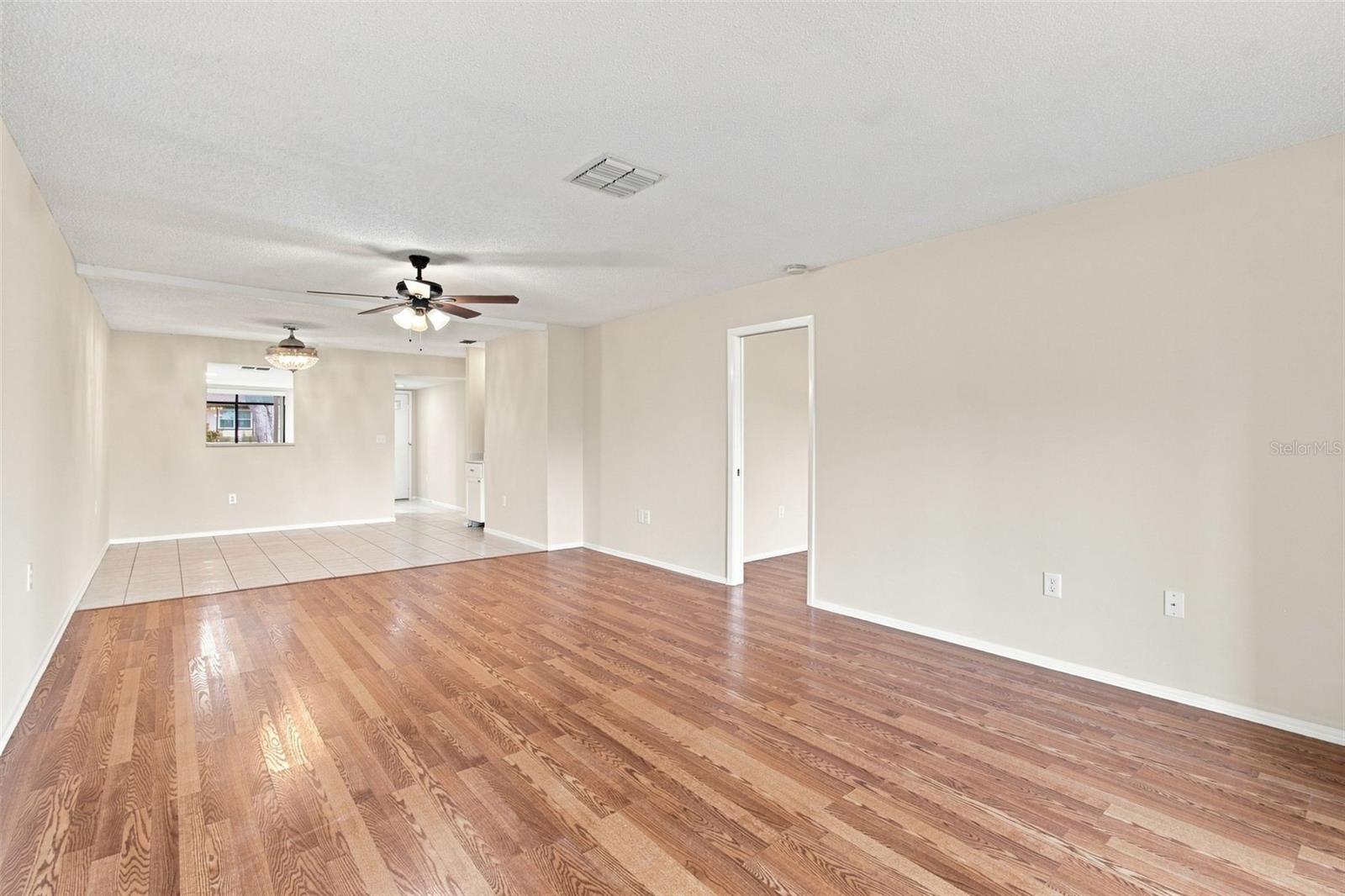 11231 Dollar Lake Dr #4 Property Photo 8