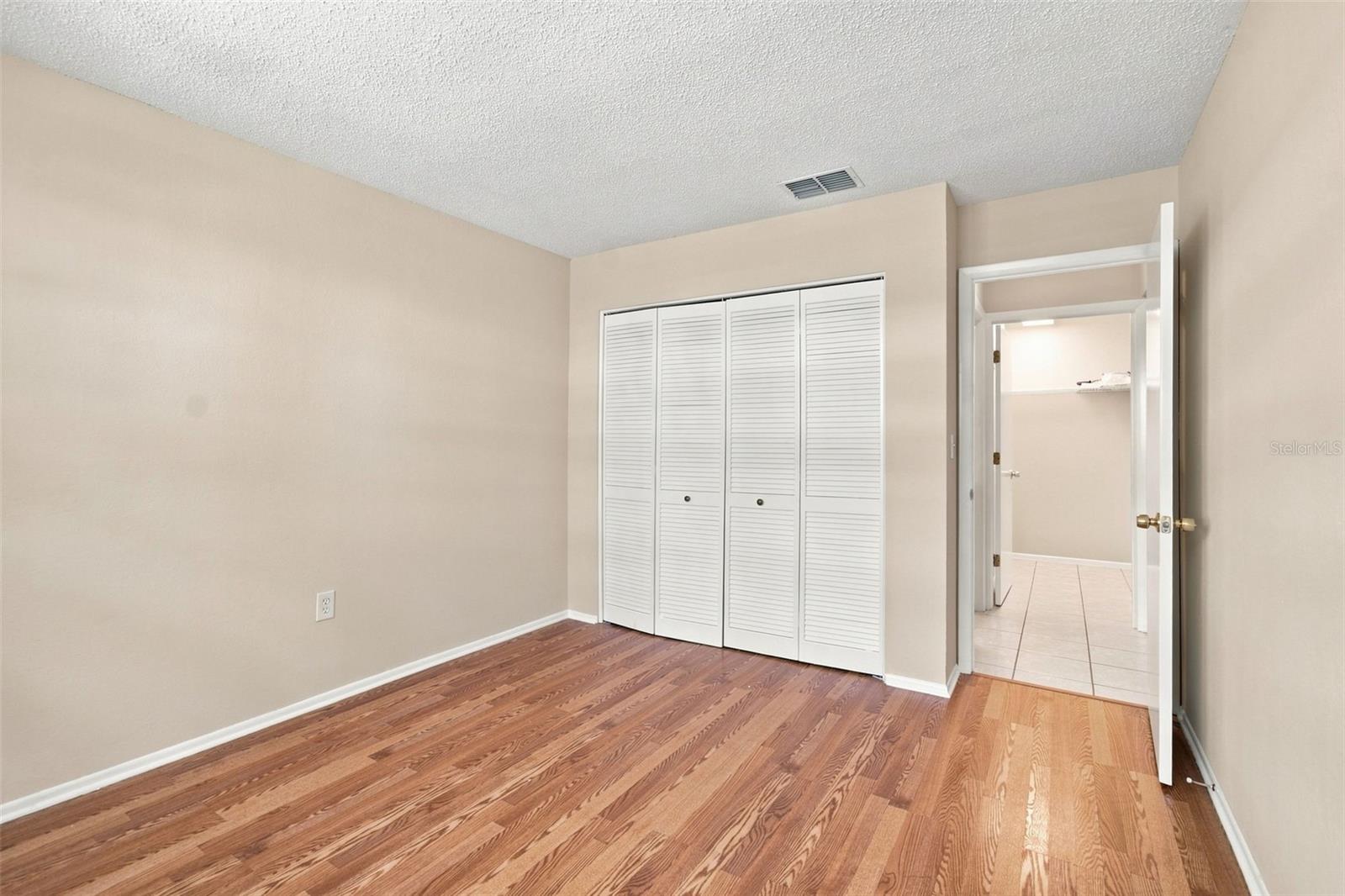 11231 Dollar Lake Dr #4 Property Photo 18