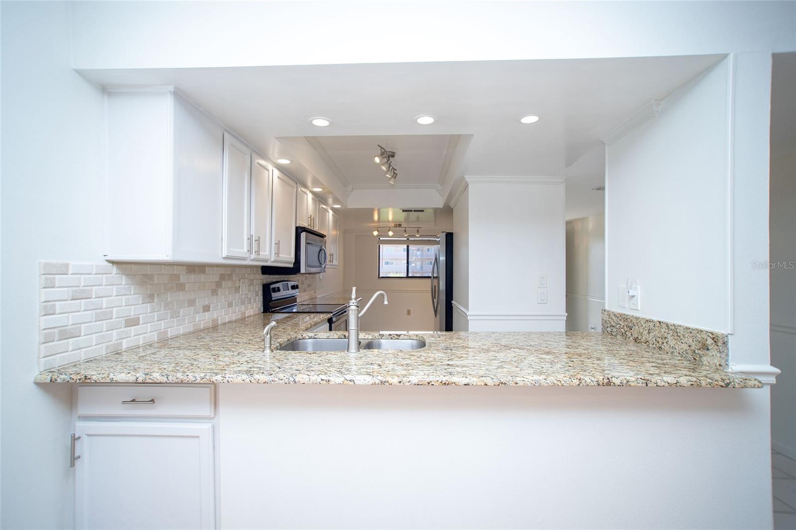 9490 Harbor Greens Way #306 Property Photo 8