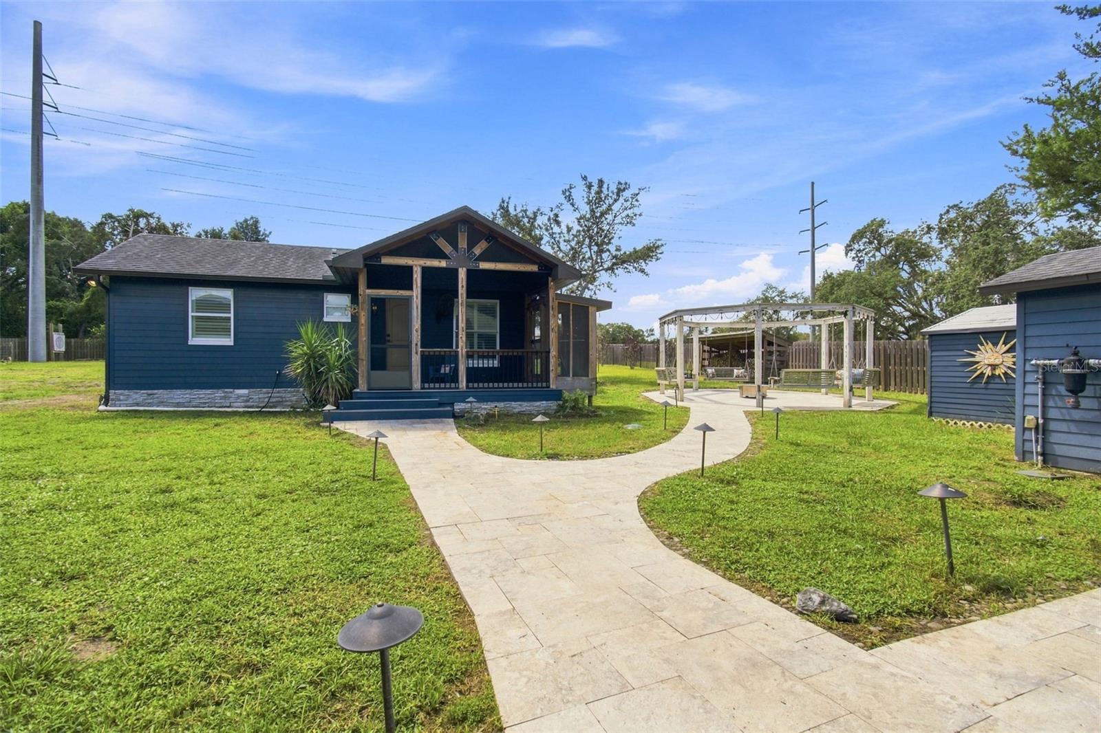 14122 Chesterfield Trl Property Photo 4