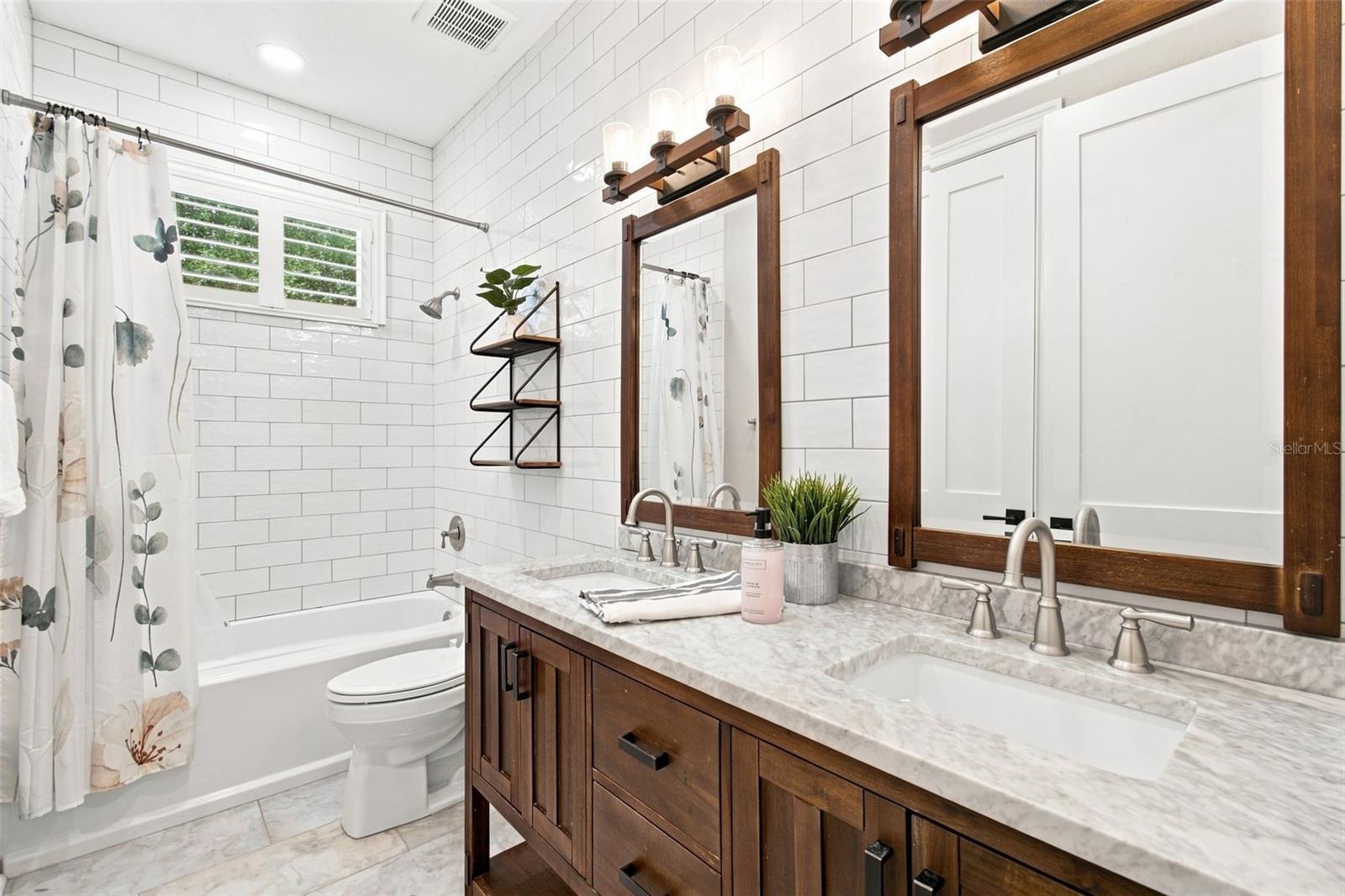 14122 Chesterfield Trl Property Photo 35