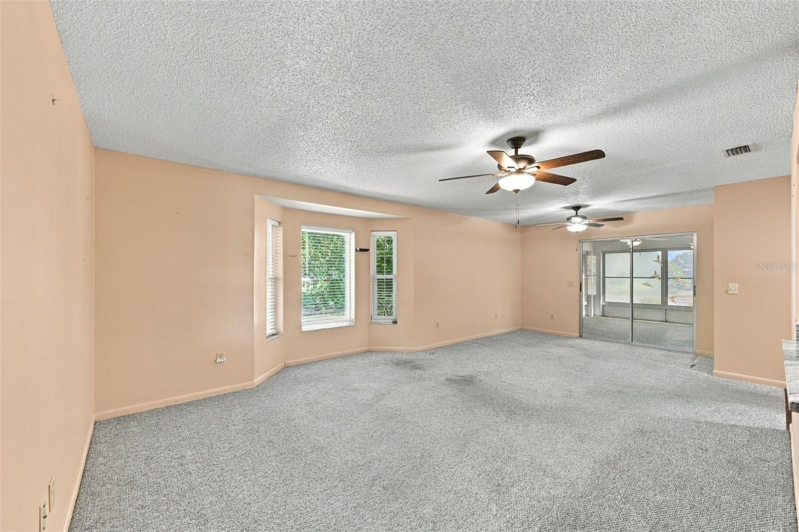 1601 New Bedford Dr Property Photo 21