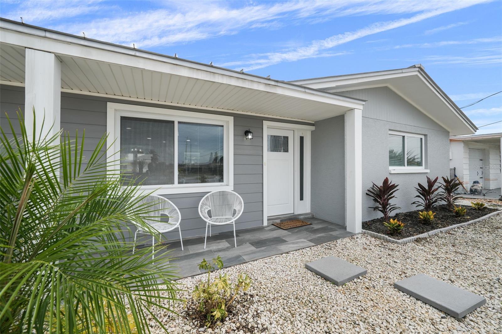 13704 VERONICA DR Property Photo 1