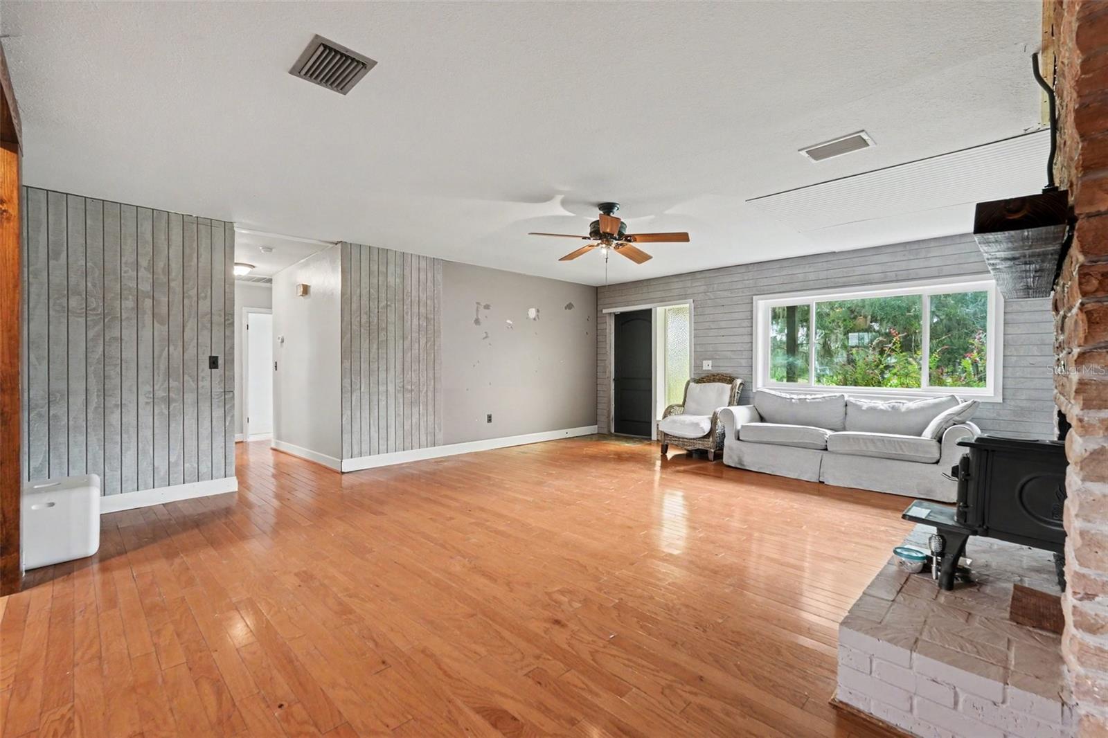36653 Blanton Rd Property Photo 6