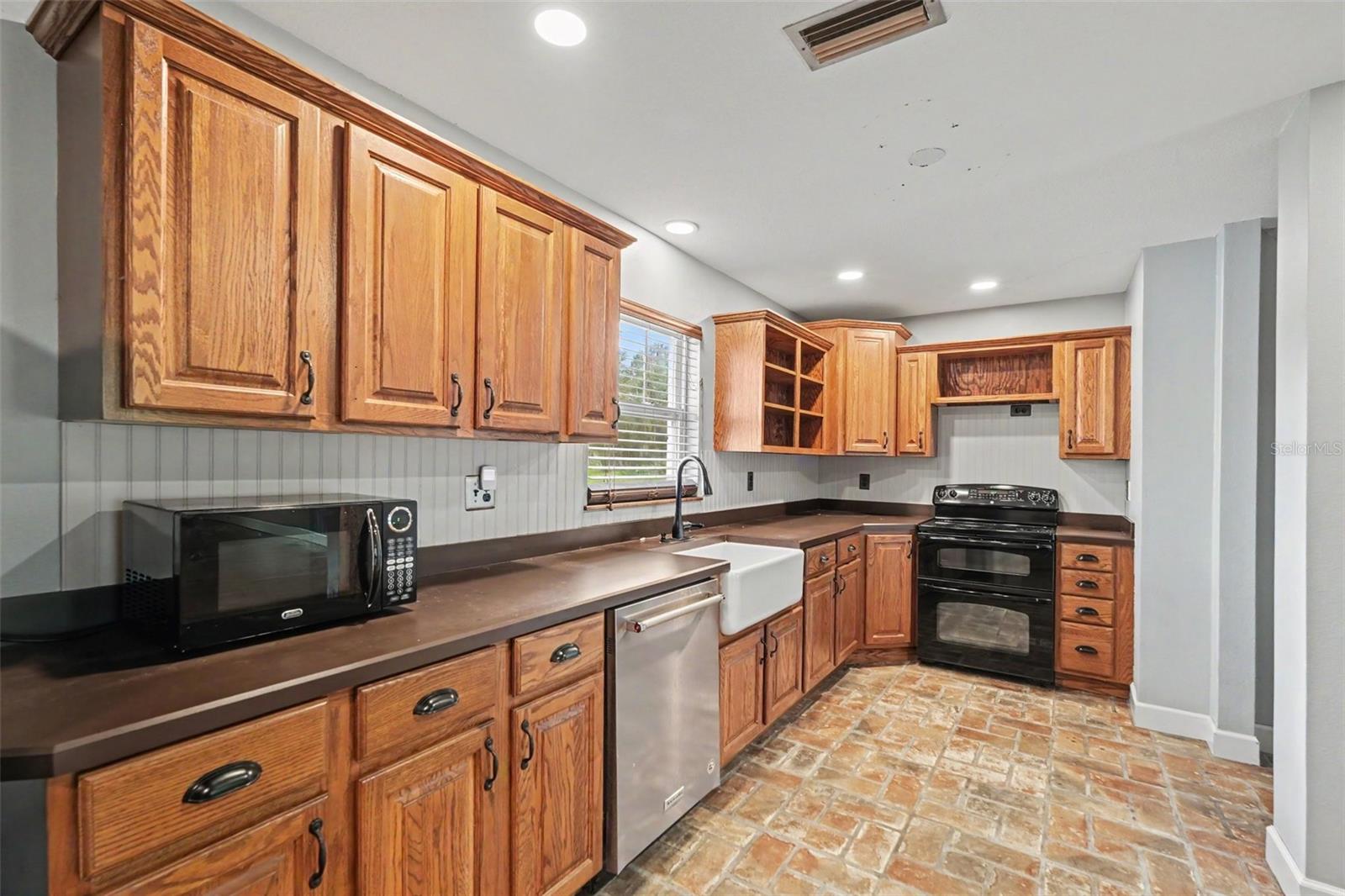 36653 Blanton Rd Property Photo 11