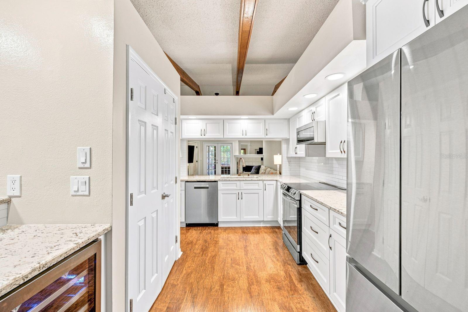 1460 Mahogany Ln Property Photo 11