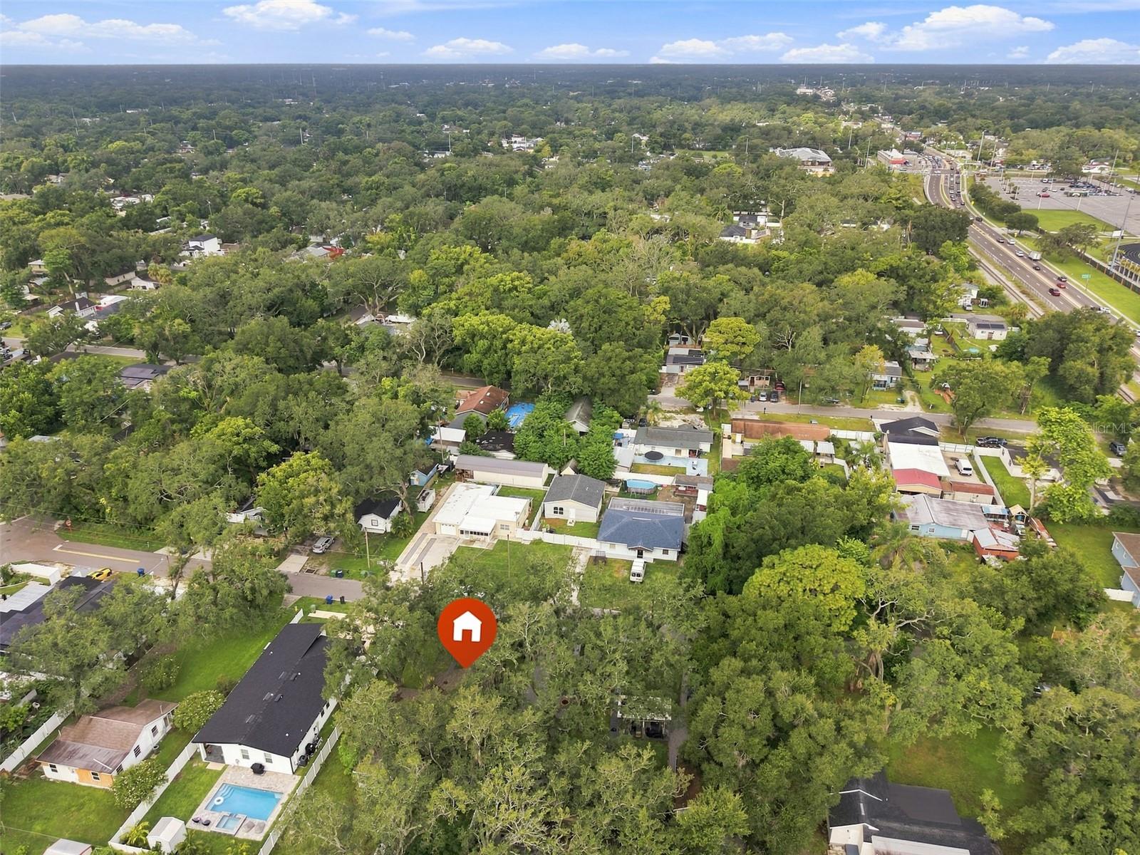 8911 N Highland Ave Property Photo 41