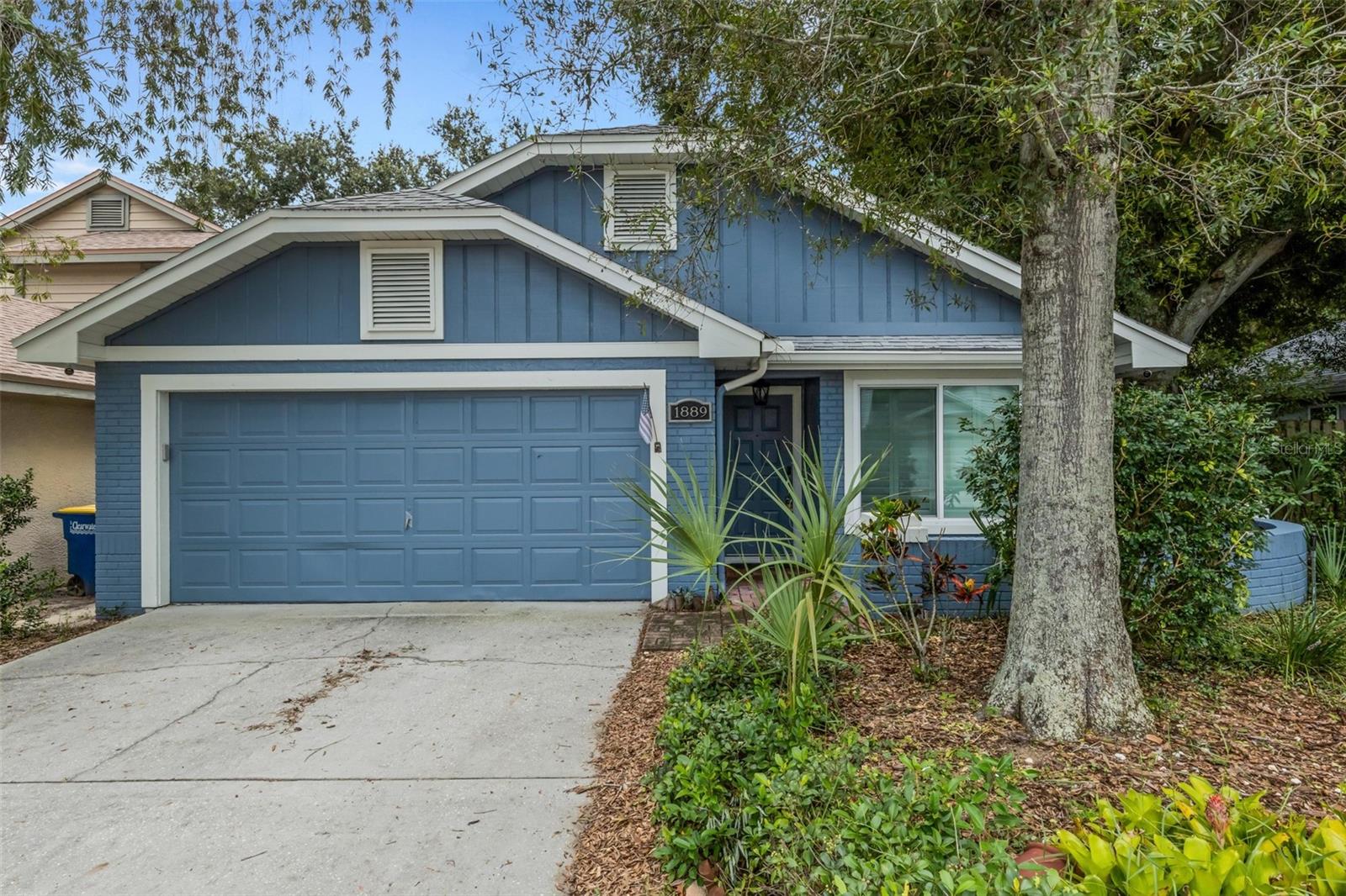 1889 SPRINGWOOD CIR N Property Photo 1