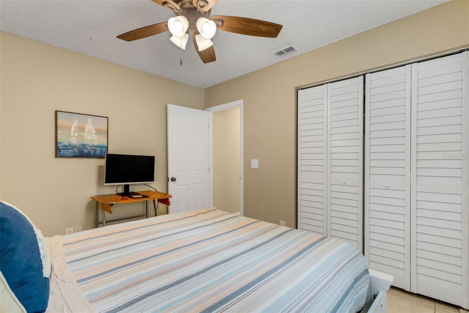 1889 Springwood Cir N Property Photo 36