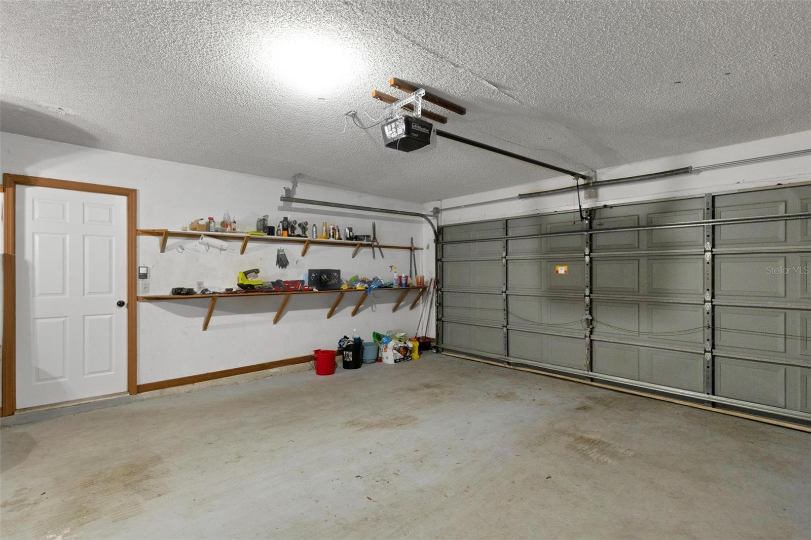 1889 Springwood Cir N Property Photo 41