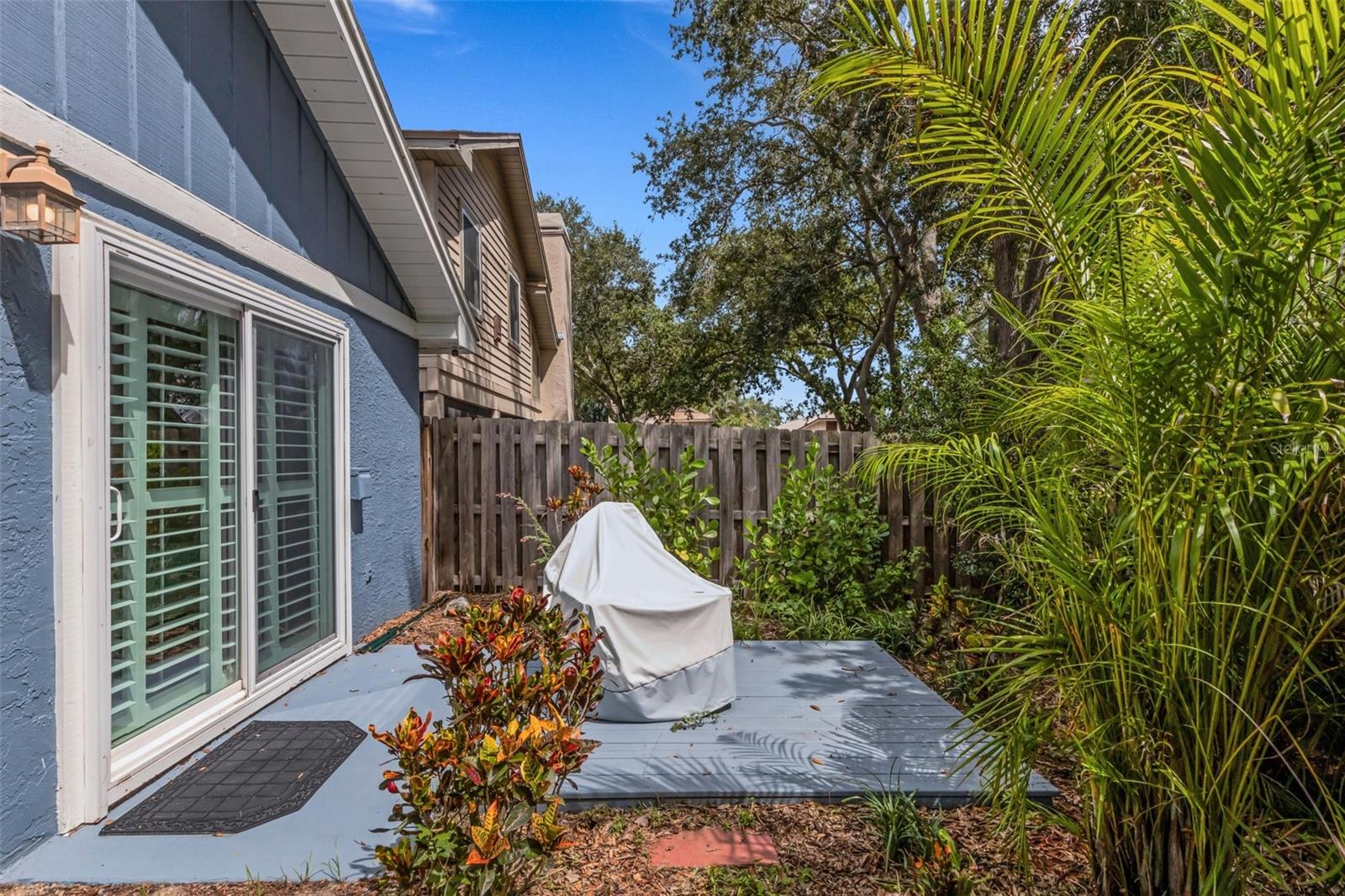 1889 Springwood Cir N Property Photo 46