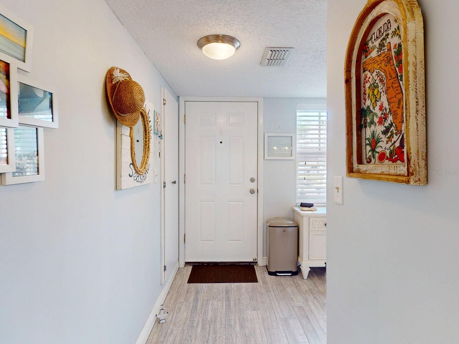 940 Virginia St #103 Property Photo 6