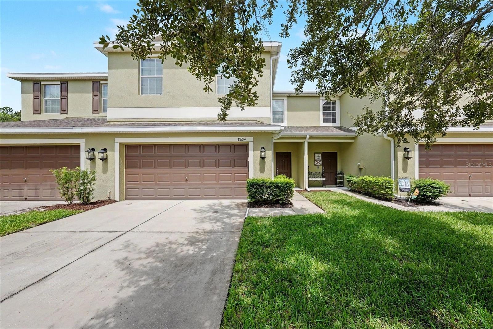 8604 Fiddleleaf Court Property Photo 6
