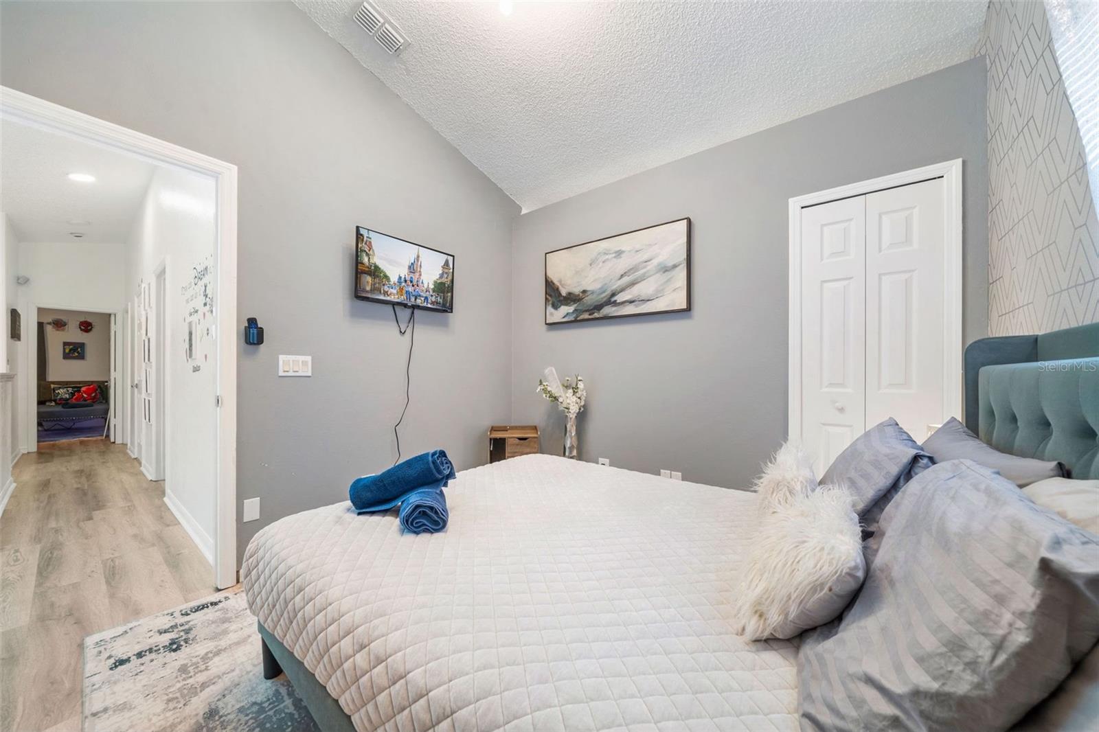 137 S Roma Way Property Photo 31