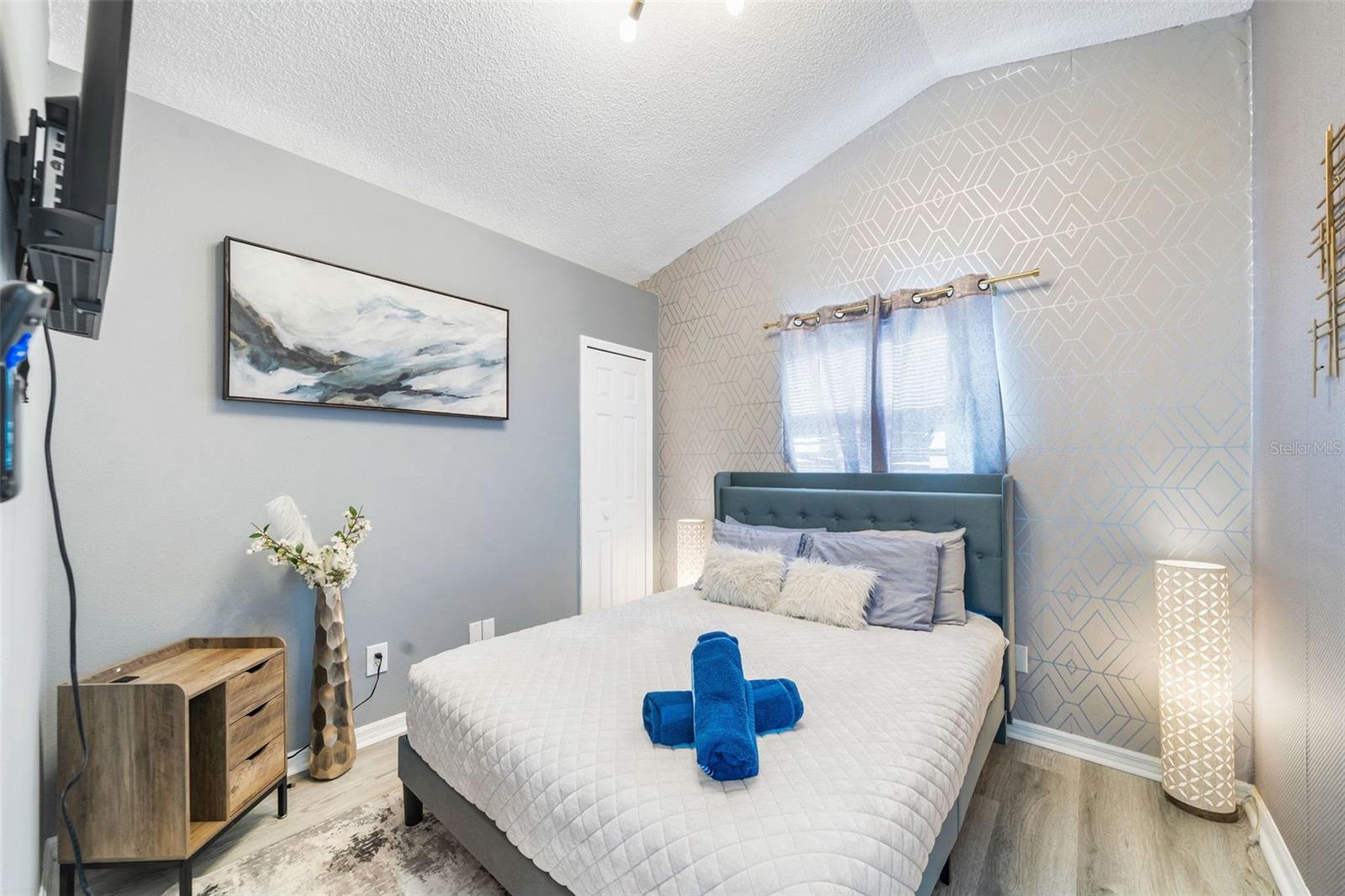 137 S Roma Way Property Photo 32