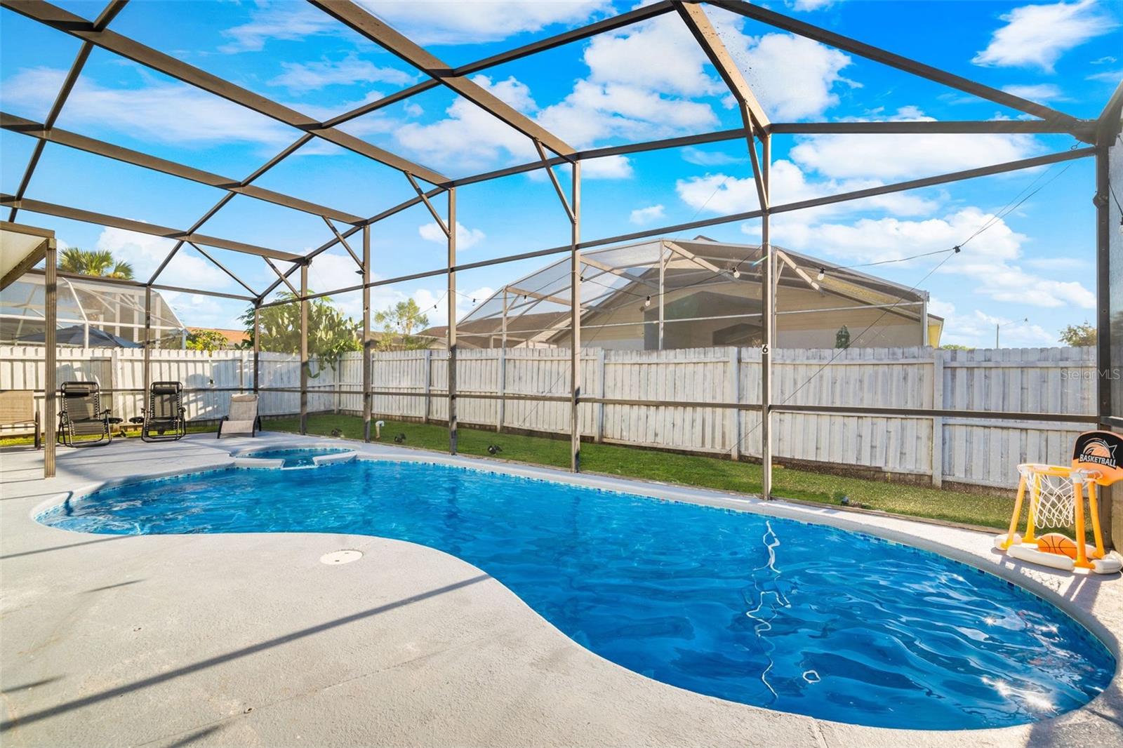 137 S Roma Way Property Photo 43