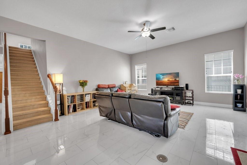 5929 Fishhawk Crossing Blvd Property Photo 12