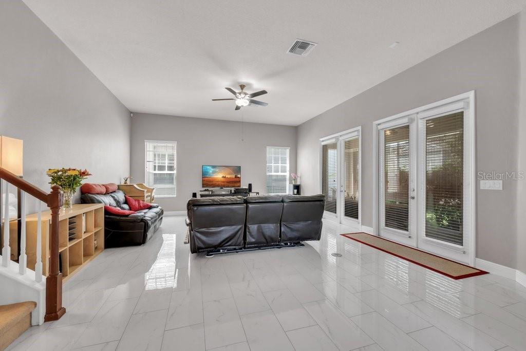 5929 Fishhawk Crossing Blvd Property Photo 13