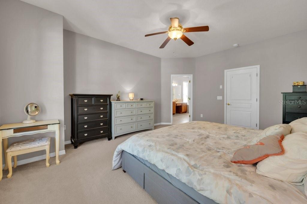 5929 Fishhawk Crossing Blvd Property Photo 17
