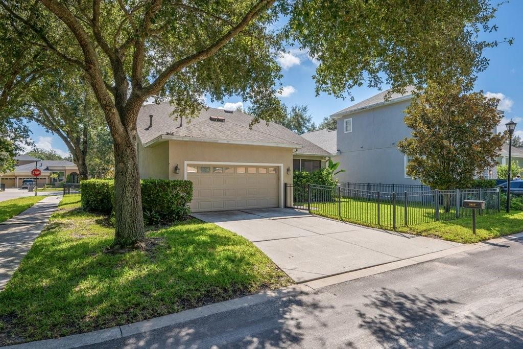 5929 Fishhawk Crossing Blvd Property Photo 33