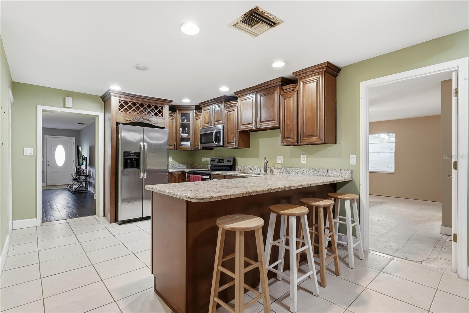3910 W Palmetto St Property Photo 8