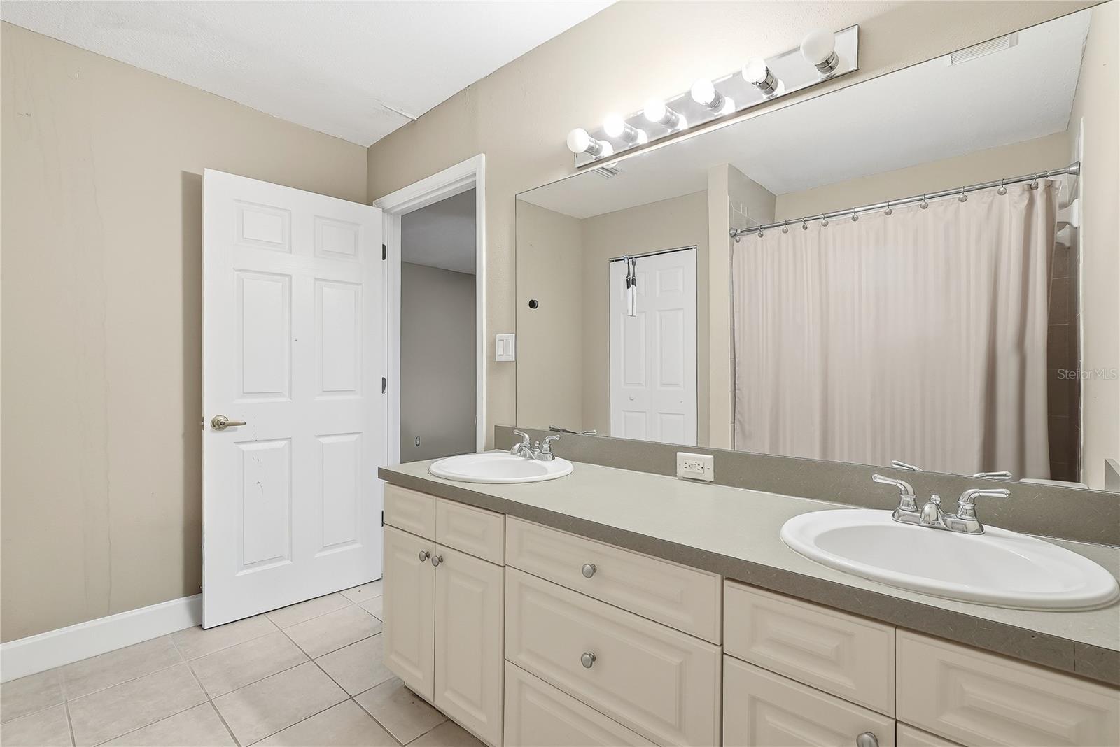 3910 W Palmetto St Property Photo 12